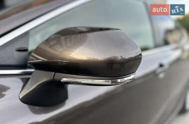 Седан Toyota Camry 2019 в 