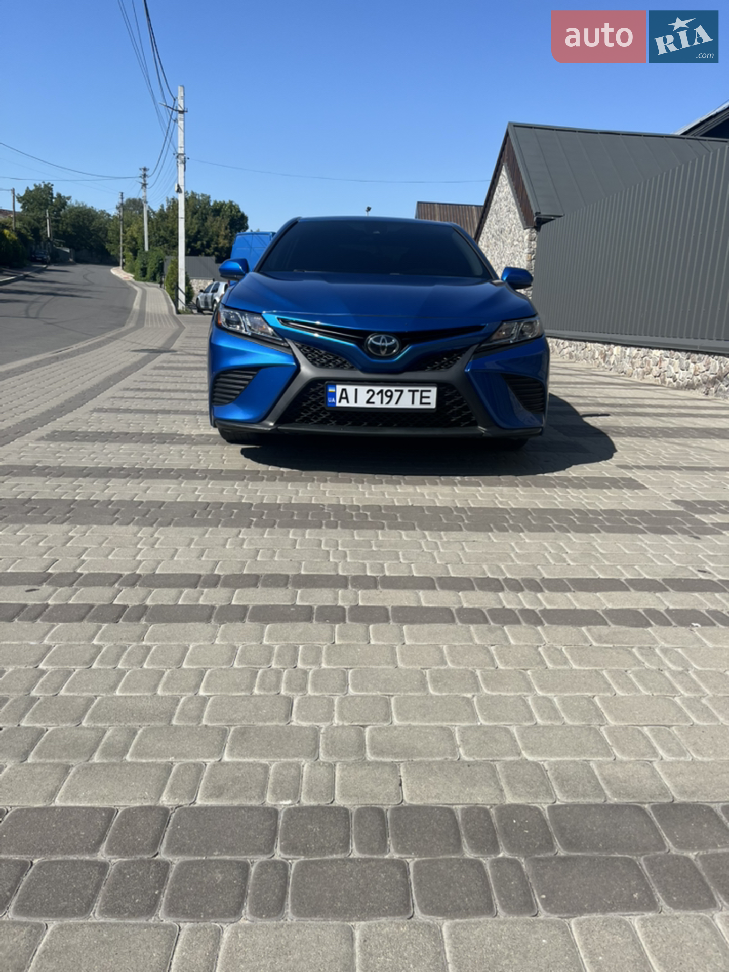 2020 Toyota Camry - мініатюра 2