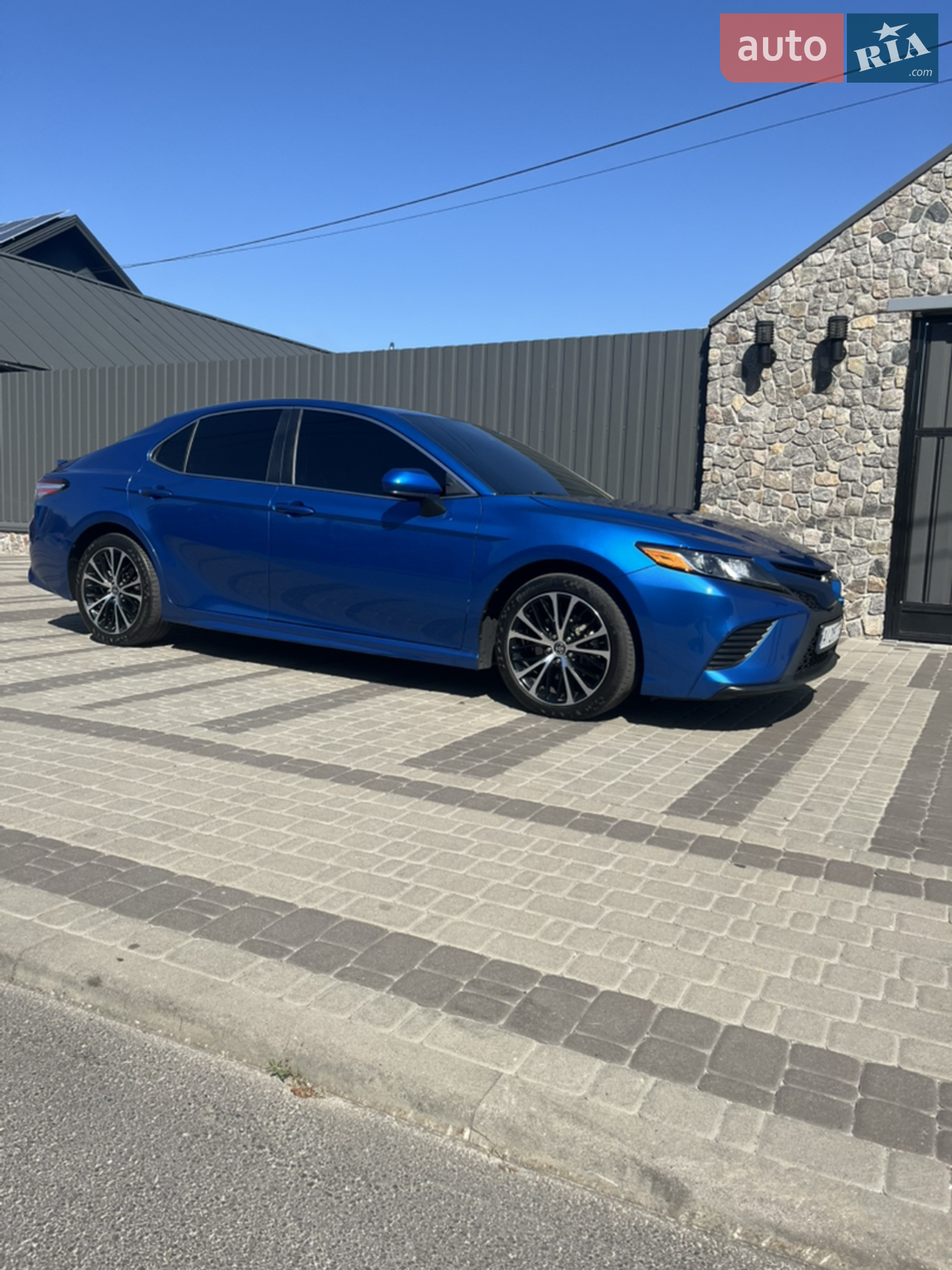2020 Toyota Camry - мініатюра 4