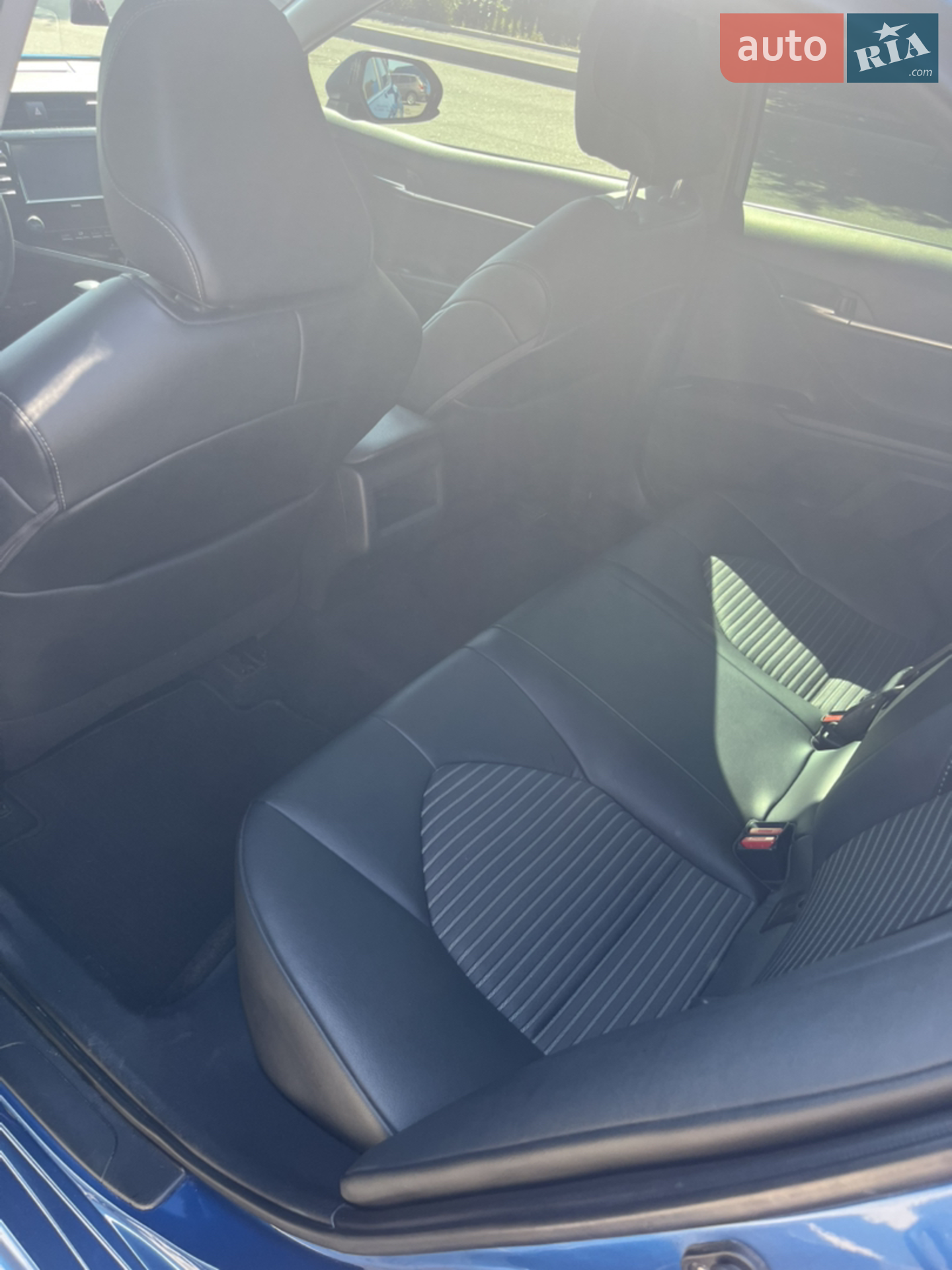 2020 Toyota Camry - мініатюра 15