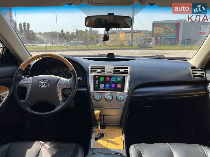 Седан Toyota Camry 2008 в Харькове