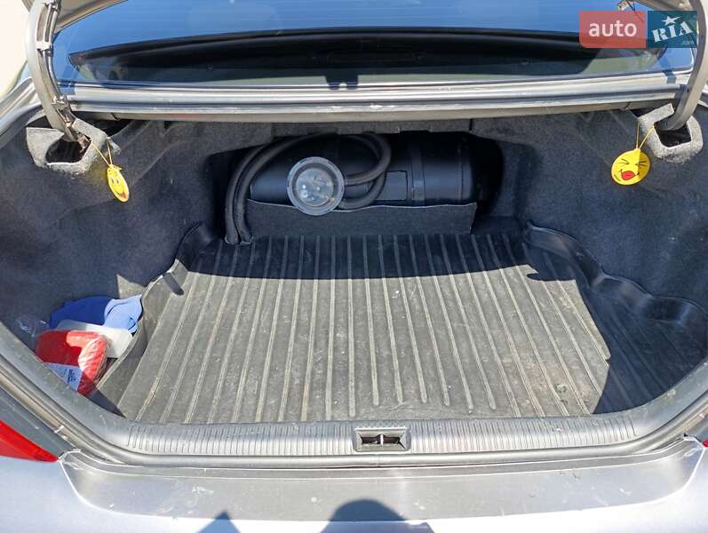 Седан Toyota Camry 2003 в Радехові