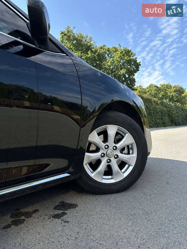 Седан Toyota Camry 2012 в Дніпрі