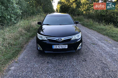 Седан Toyota Camry 2012 в Бобровице