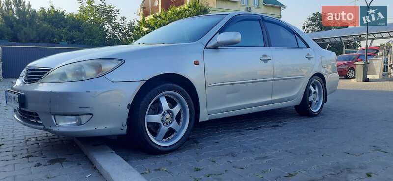 Седан Toyota Camry 2004 в Одесі