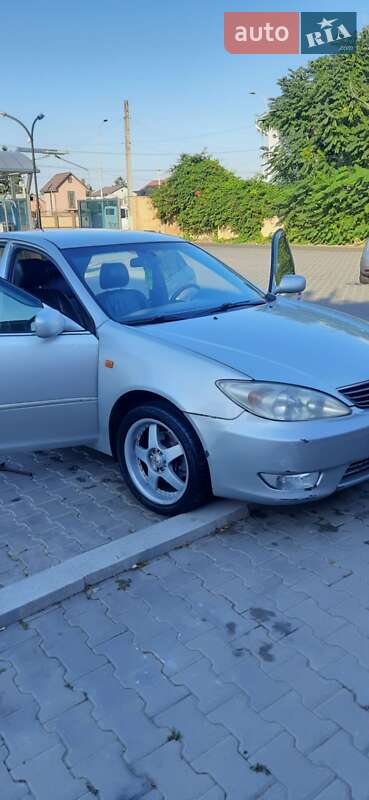 Седан Toyota Camry 2004 в Одесі
