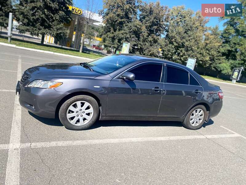 Седан Toyota Camry 2008 в Броварах