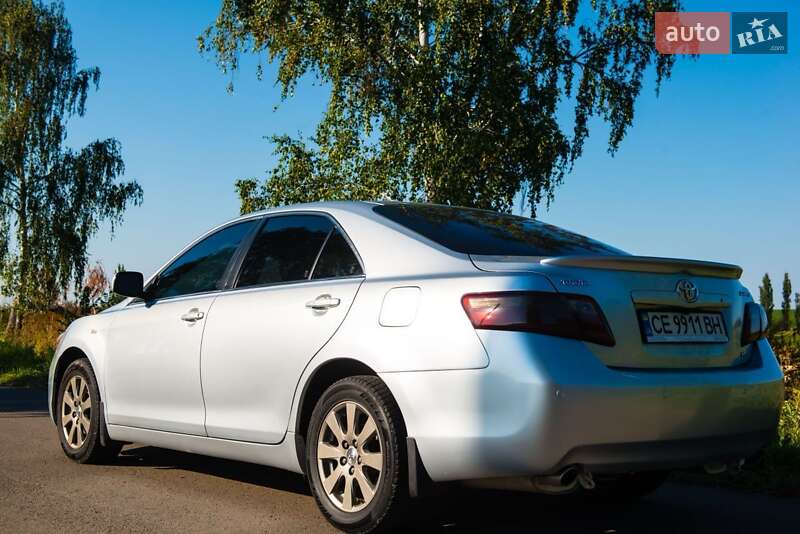 Седан Toyota Camry 2006 в Черновцах