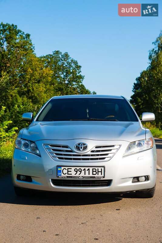 Седан Toyota Camry 2006 в Черновцах