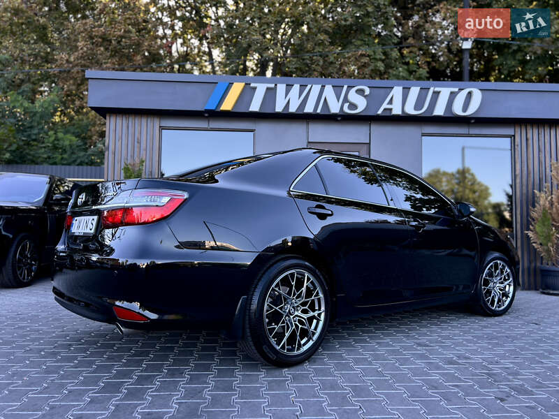 Седан Toyota Camry 2015 в Одессе