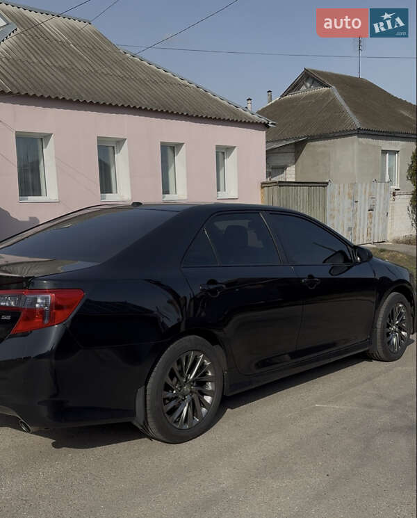 Седан Toyota Camry 2012 в Змиеве фото 23 Седан Toyota Camry 2012 в Змиеве