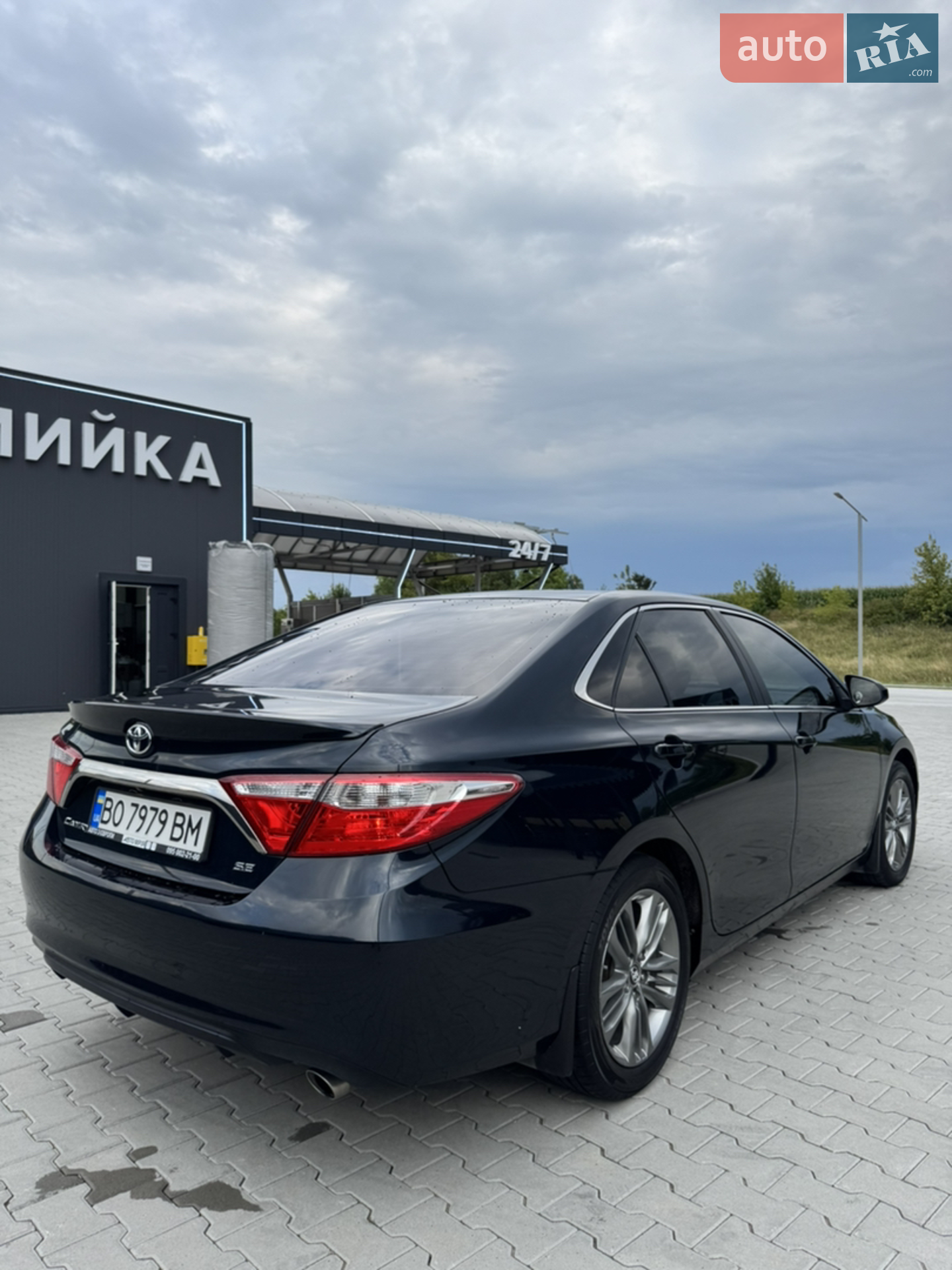 2017 Toyota Camry - мініатюра 3