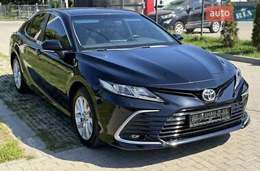Седан Toyota Camry 2021 в Львове