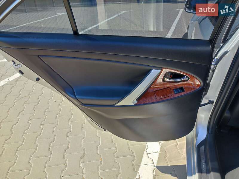 Седан Toyota Camry 2007 в Киеве фото 22 Седан Toyota Camry 2007 в Киеве
