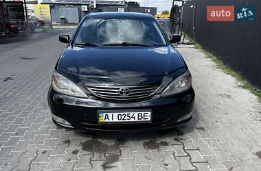 Седан Toyota Camry 2004 в  фото 4 Седан Toyota Camry 2004 в