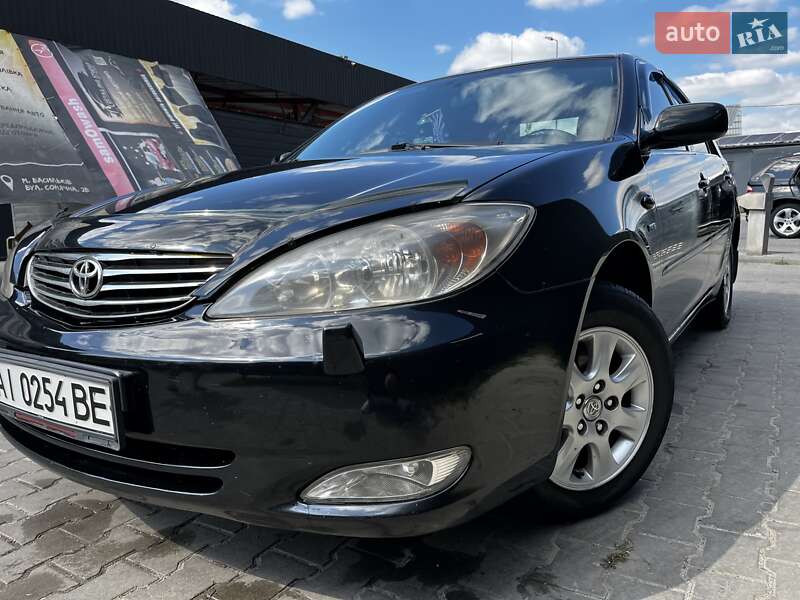 Седан Toyota Camry 2004 в Василькові