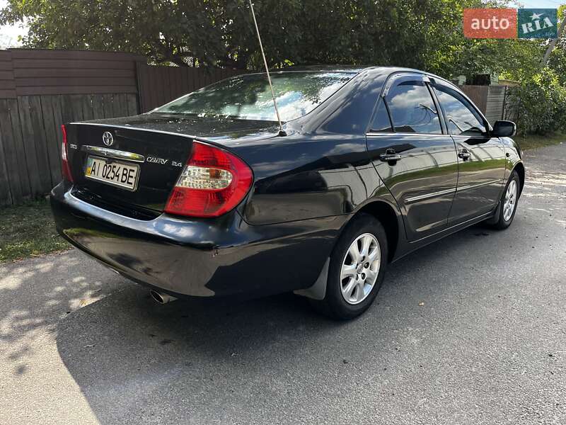 Седан Toyota Camry 2004 в Василькові