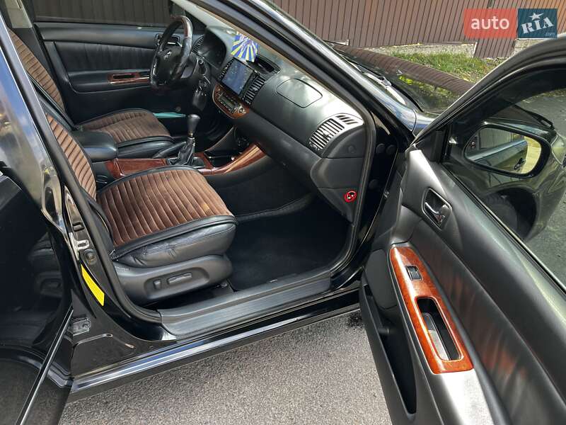 Седан Toyota Camry 2004 в Василькові