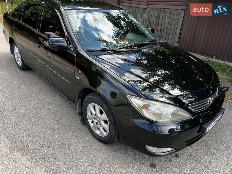 Седан Toyota Camry 2004 в Василькові