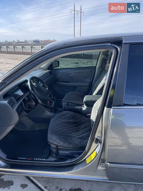 Седан Toyota Camry 1997 в Сараті фото 4 Седан Toyota Camry 1997 в Сараті