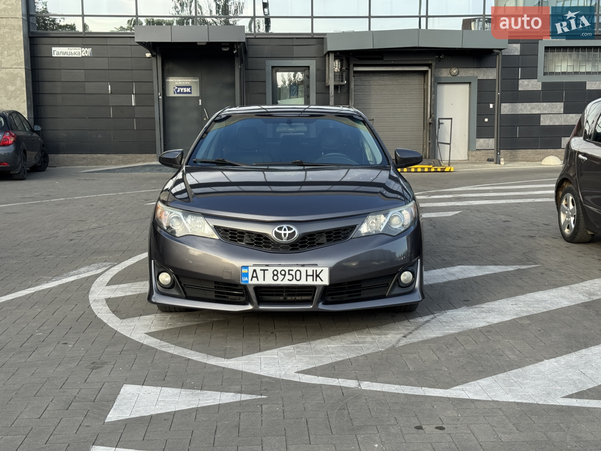 2014 Toyota Camry - мініатюра 4
