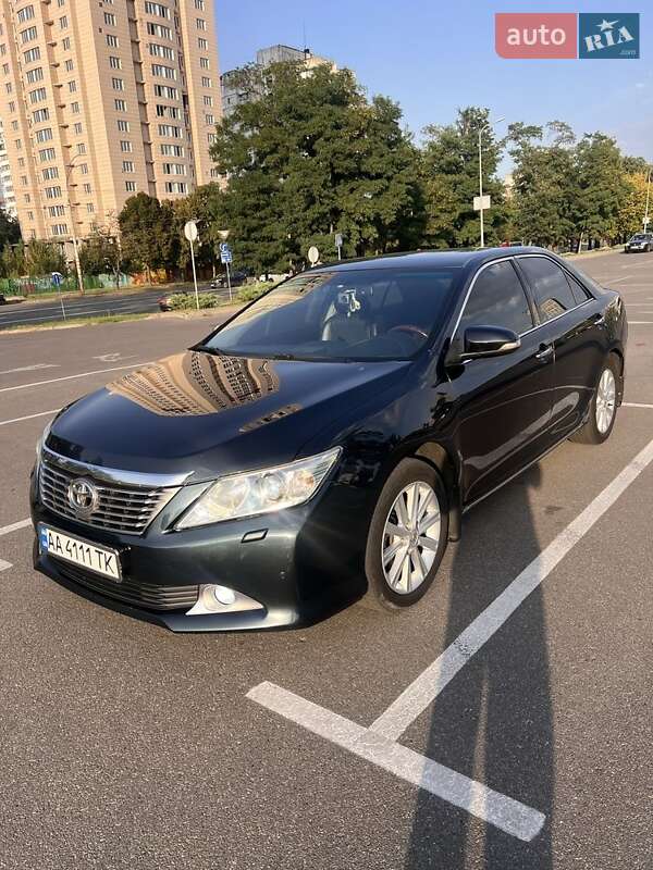 Toyota Camry 2012
