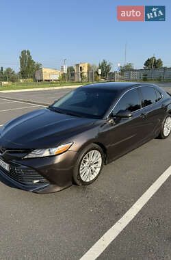 Седан Toyota Camry 2018 в Києві