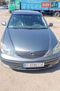 Седан Toyota Camry 2003 в Лубнах