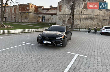 Седан Toyota Camry 2020 в Бережанах