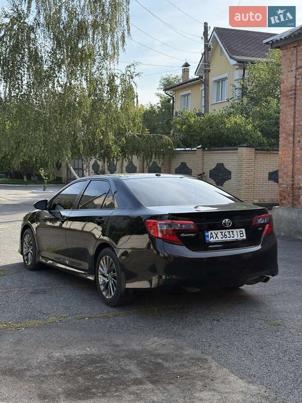 Седан Toyota Camry 2012 в Змиеве фото 25 Седан Toyota Camry 2012 в Змиеве