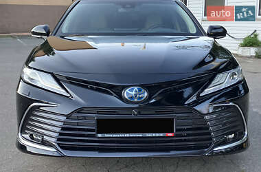 Седан Toyota Camry 2022 в Києві