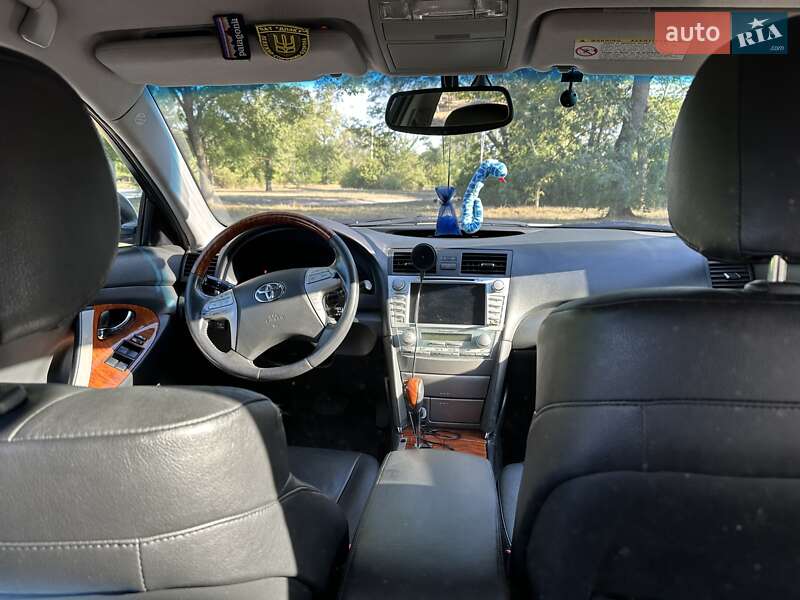 Седан Toyota Camry 2008 в Кропивницком