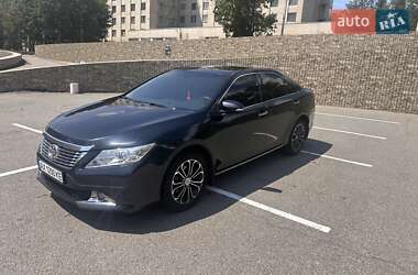 Седан Toyota Camry 2012 в Харькове