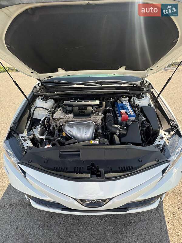 Седан Toyota Camry 2018 в Днепре фото 7 Седан Toyota Camry 2018 в Днепре