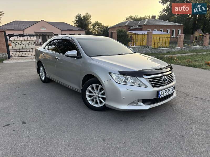 Toyota Camry 2012