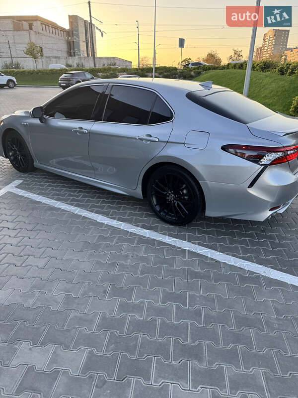 Седан Toyota Camry 2021 в Днепре фото 21 Седан Toyota Camry 2021 в Днепре