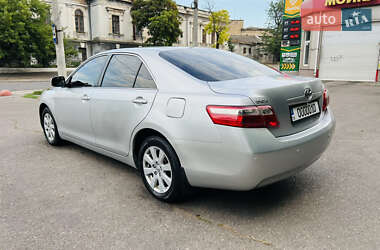 Седан Toyota Camry 2007 в 
