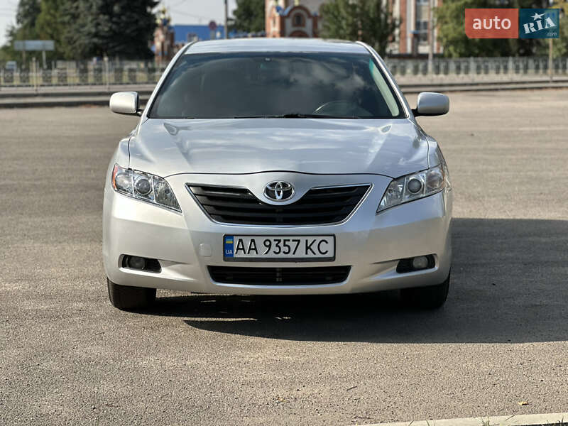 Седан Toyota Camry 2008 в Первомайську