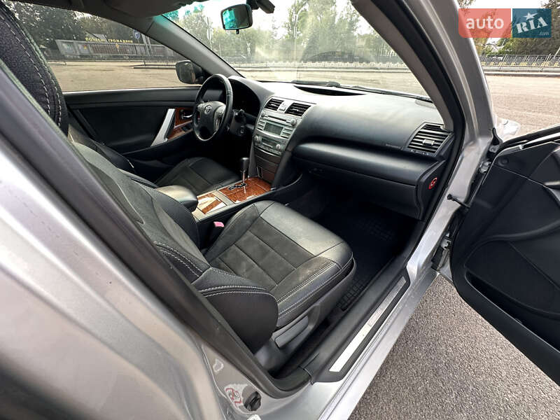 Седан Toyota Camry 2008 в Первомайську