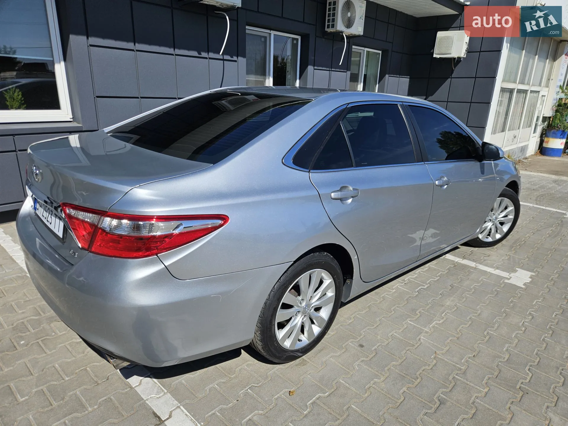 2015 Toyota Camry - мініатюра 2