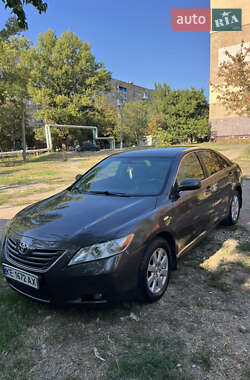 Седан Toyota Camry 2006 в Кривом Роге