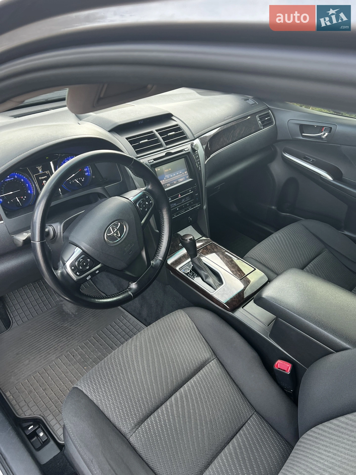 2016 Toyota Camry - мініатюра 19