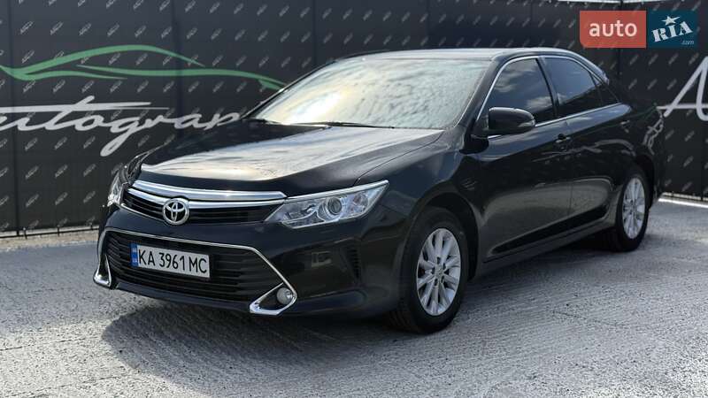 Toyota Camry 2017