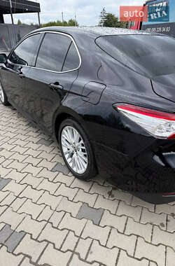 Седан Toyota Camry 2020 в 