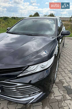 Седан Toyota Camry 2020 в 