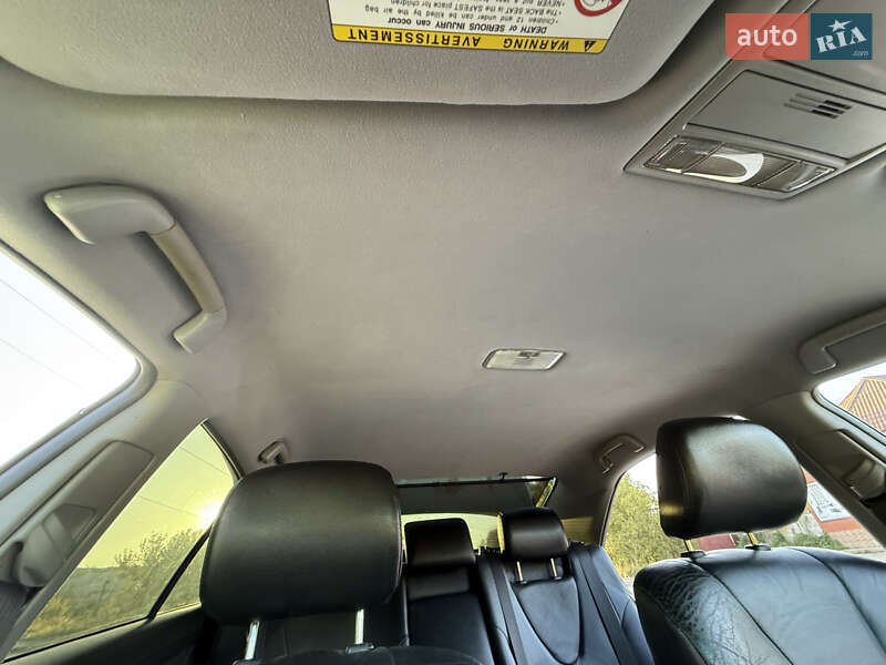 Седан Toyota Camry 2008 в Виннице