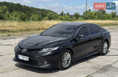 Седан Toyota Camry 2018 в 
