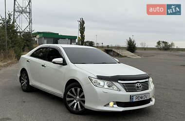 Седан Toyota Camry 2012 в Миколаєві