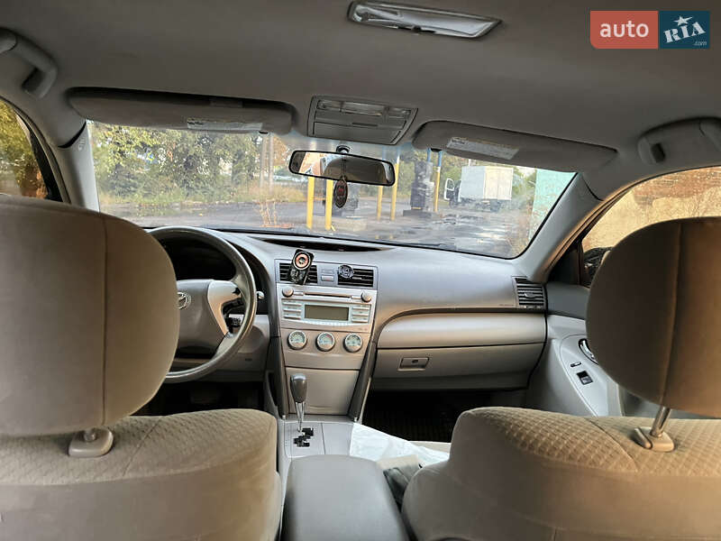 Седан Toyota Camry 2007 в Виннице