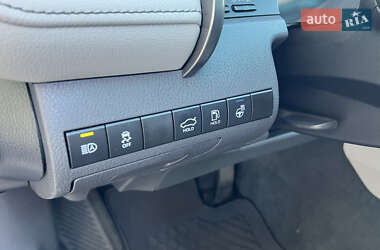 Седан Toyota Camry 2021 в 